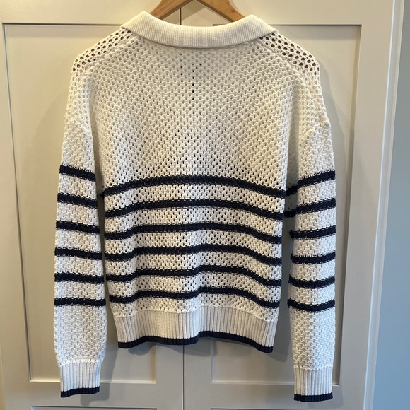 Womens’ Le Lis White and Navy Polo-collar Sweater Small - Picture 3 of 3